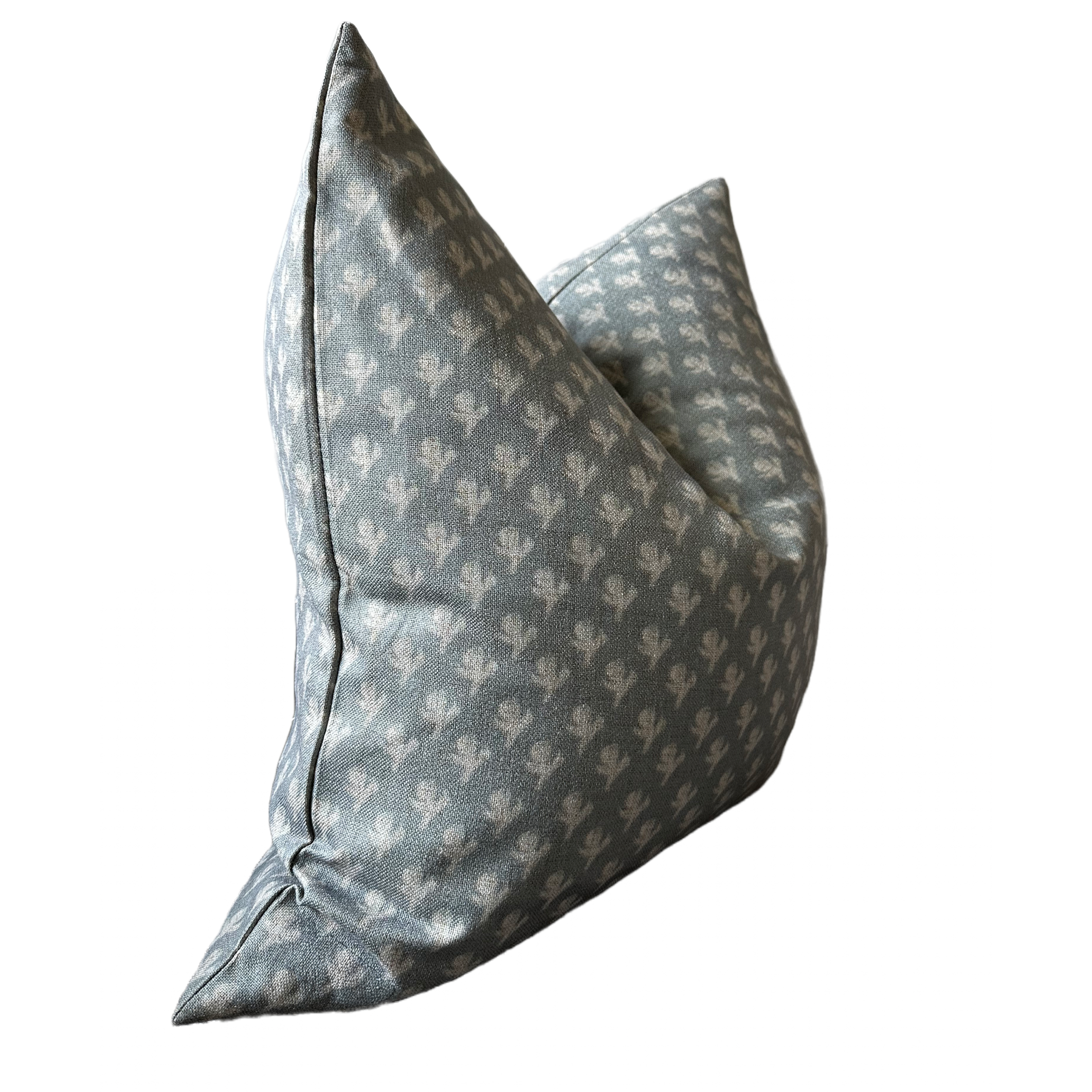 Joah Pillow Cover