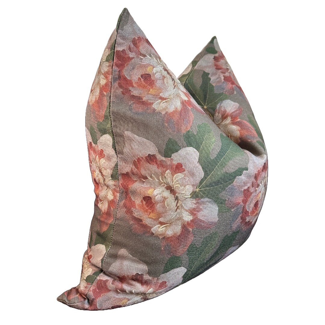 Daphne Outdoor/Indoor Pillow Cover