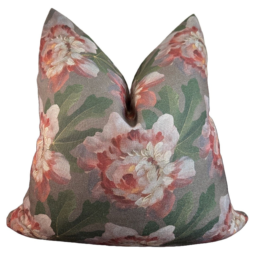 Daphne Outdoor/Indoor Pillow Cover