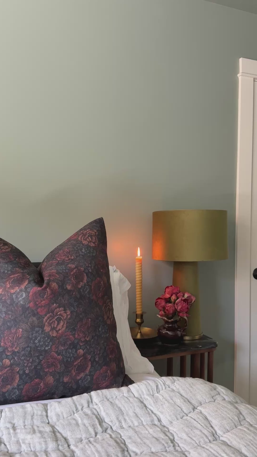 Load video: Faye Pillow Cover