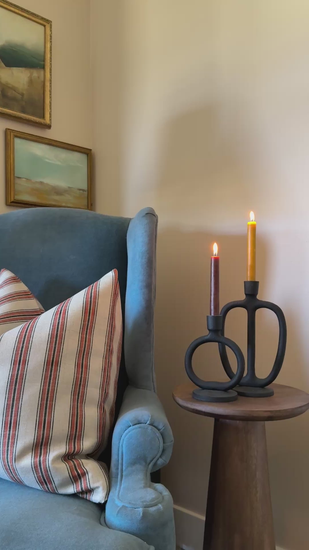 Load video: Arlo Pillow Cover
